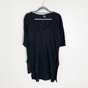 5/$25 Left of Center made in USA black elbow sleeve tunic length lightweight top